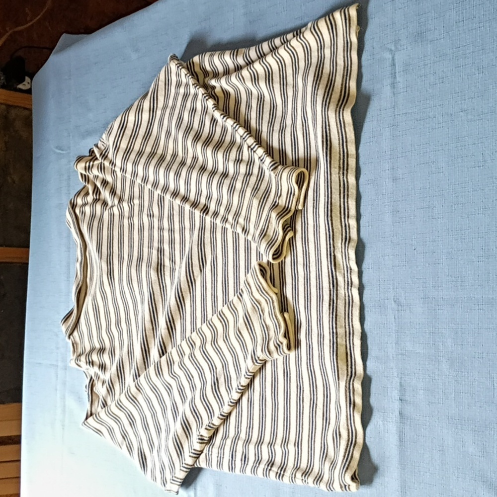 Old College Inn Striped Polo in Cream, Navy & Olive - Picture 8 of 10
